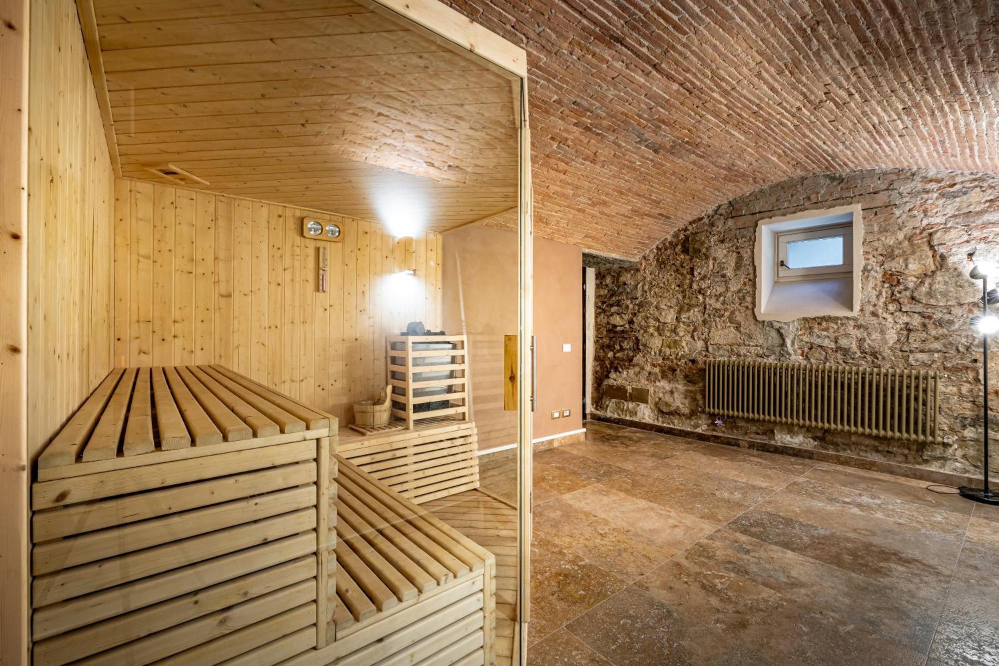 Luxury Villa Tolomei Gucci With Spa San Jacopo al Girone Exterior photo