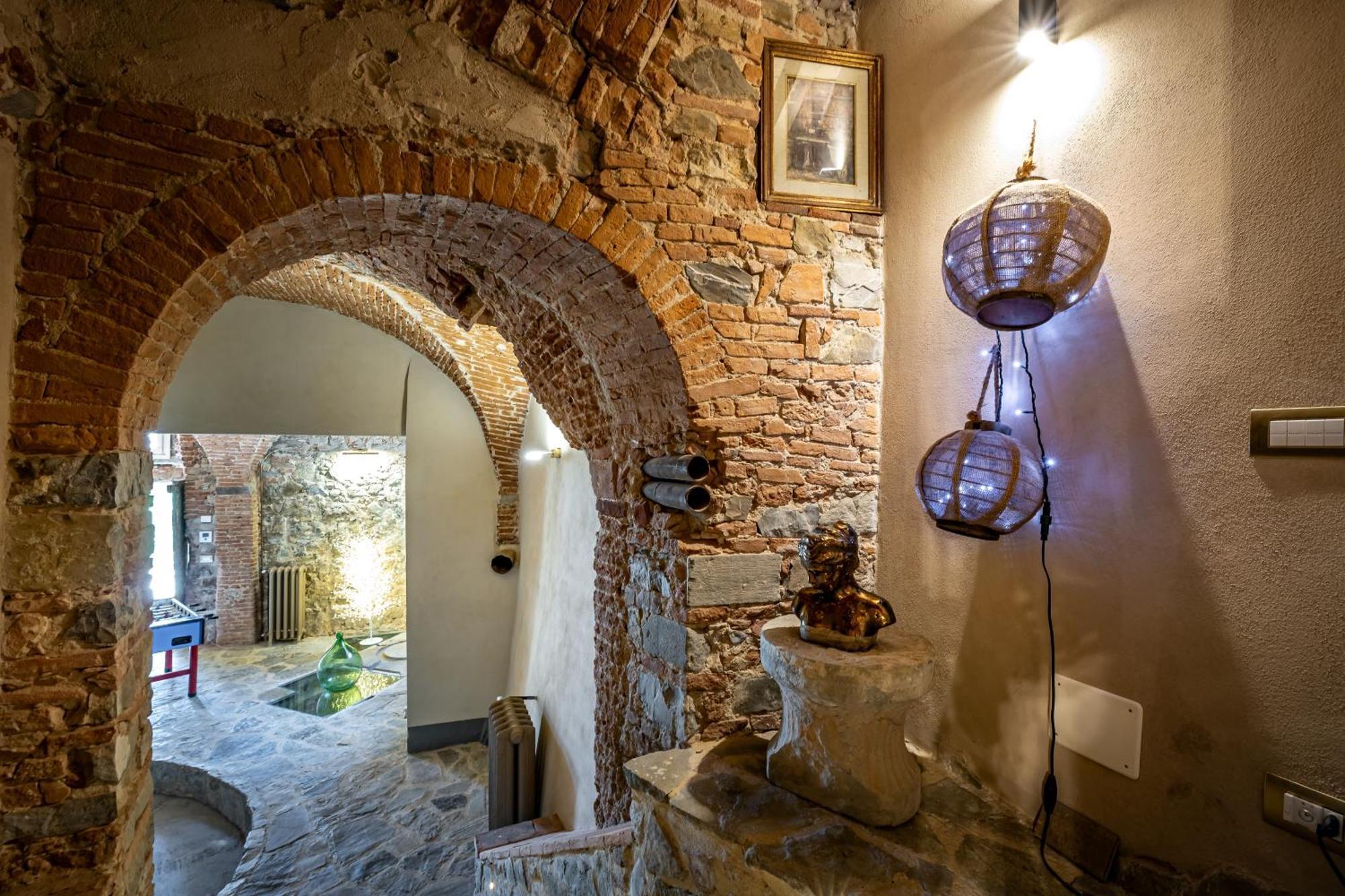 Luxury Villa Tolomei Gucci With Spa San Jacopo al Girone Exterior photo