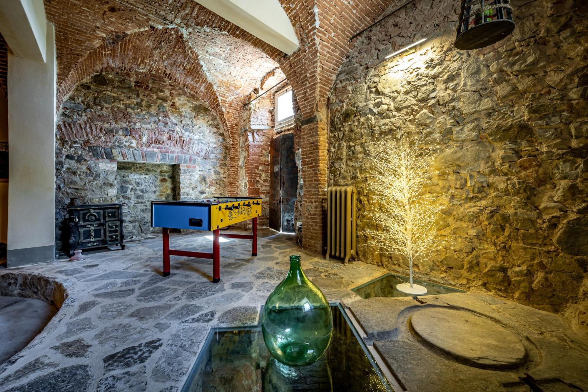 Luxury Villa Tolomei Gucci With Spa San Jacopo al Girone Exterior photo
