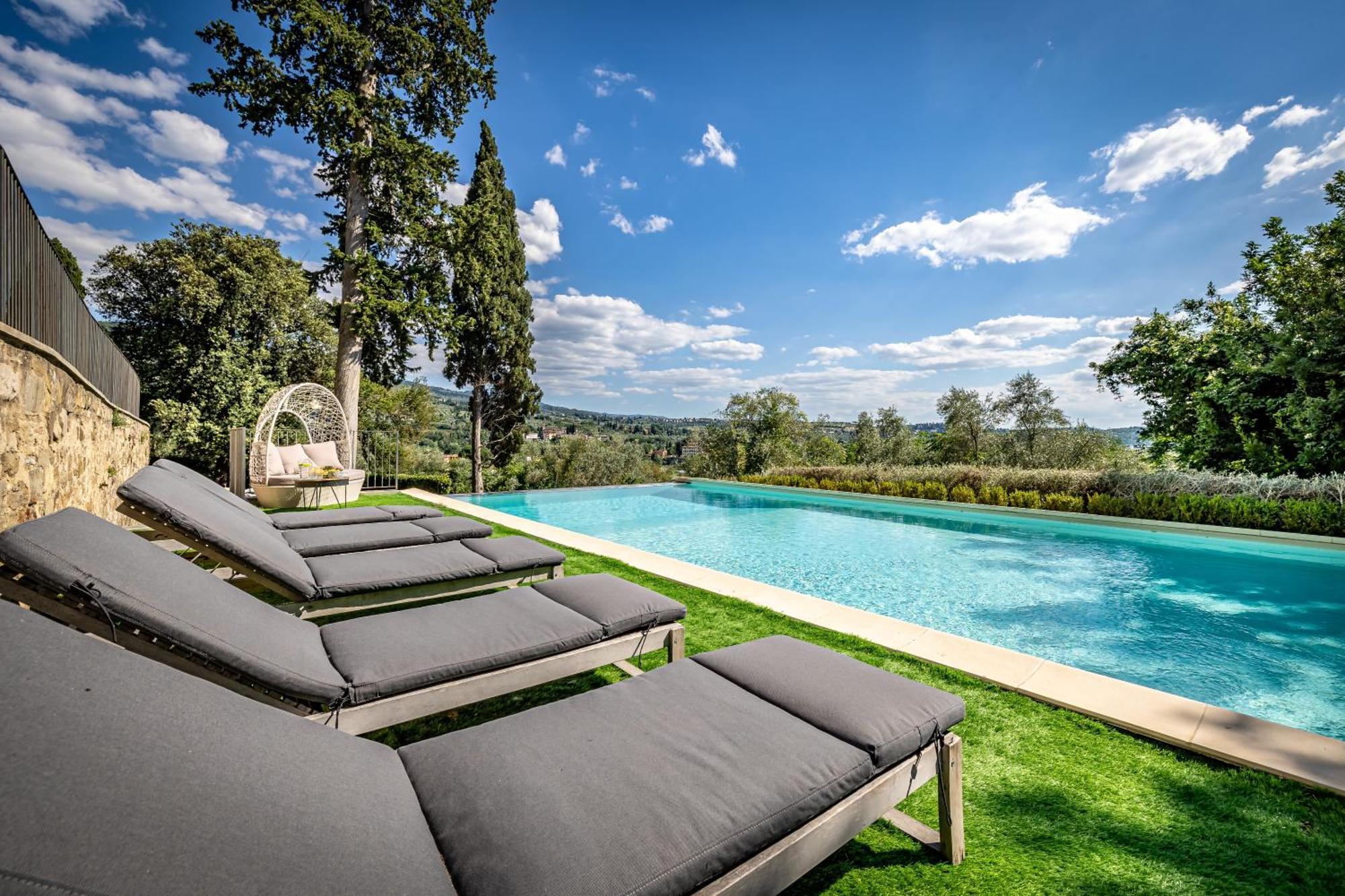 Luxury Villa Tolomei Gucci With Spa San Jacopo al Girone Exterior photo