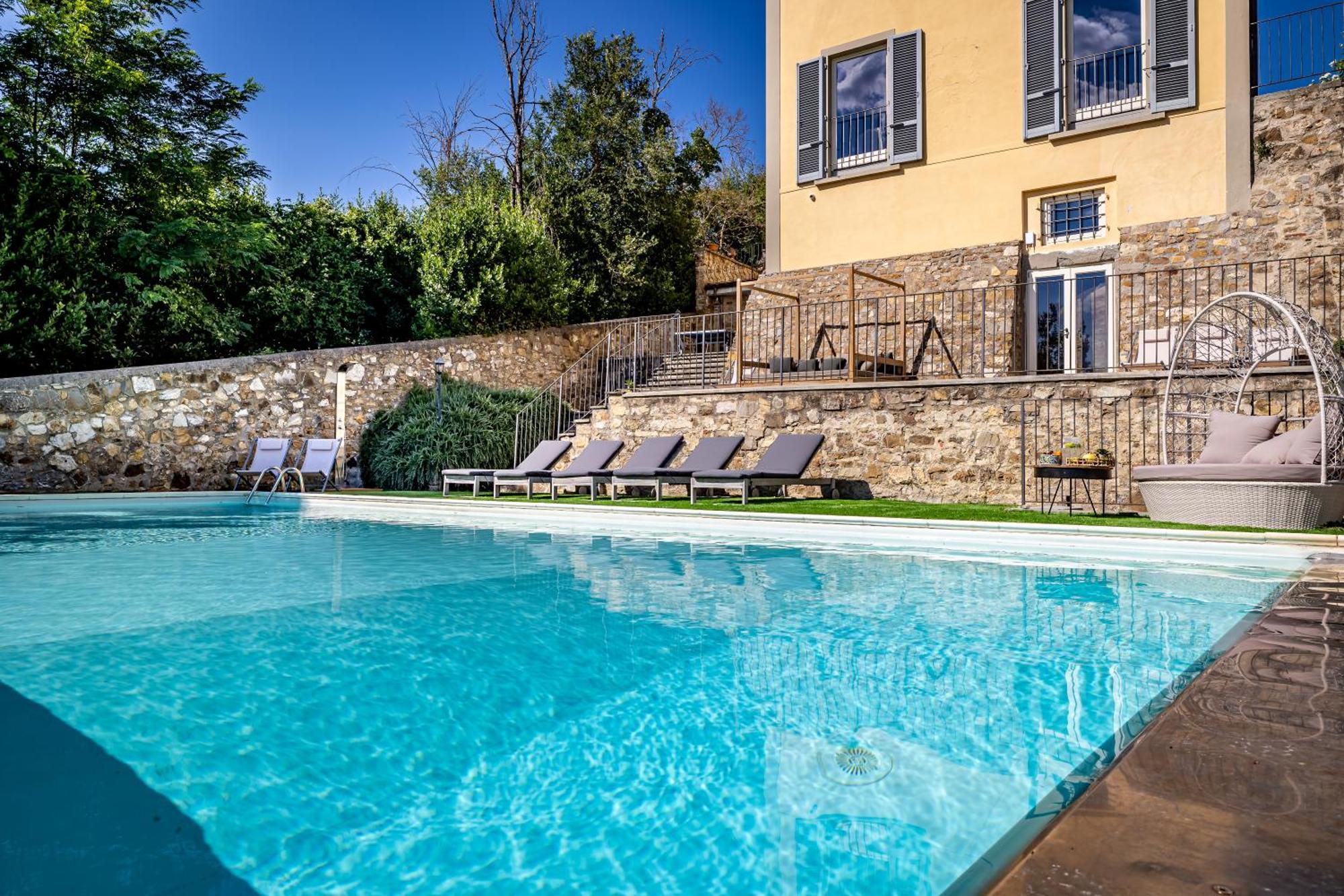 Luxury Villa Tolomei Gucci With Spa San Jacopo al Girone Exterior photo